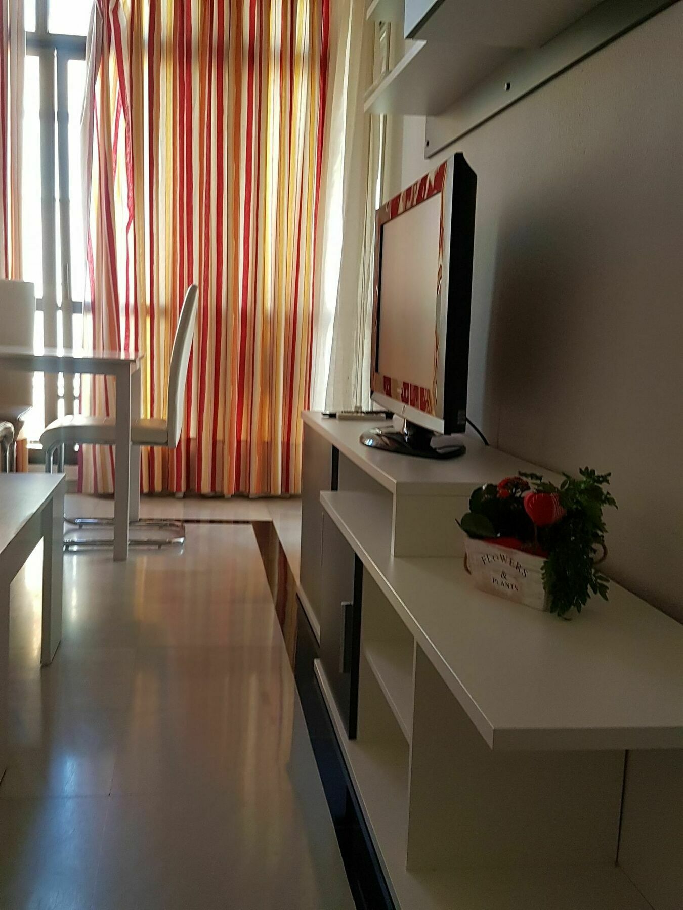 Apartamento Victoria Sevilla Bagian luar foto